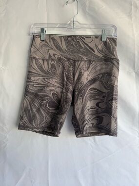 Athleta Transcend 7” Bike Shorts Women’s Large Marble Print High Rise Activewear